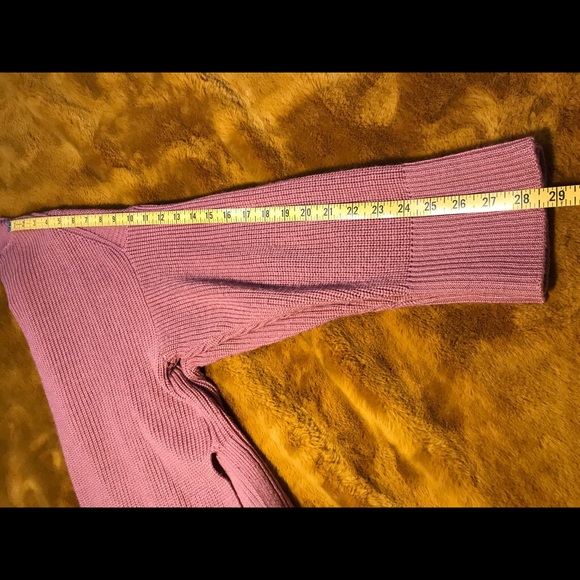 H&M • Pink Sweater - Picture 7 of 9